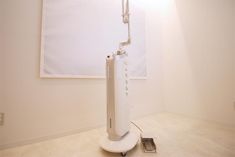 炭酸ガスレーザー（ニューレザック）